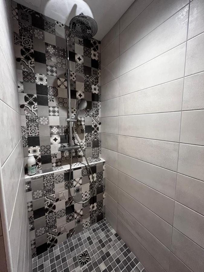 La Patafiole Appartement T2 Calme Elegant Pont-de-Barret المظهر الخارجي الصورة